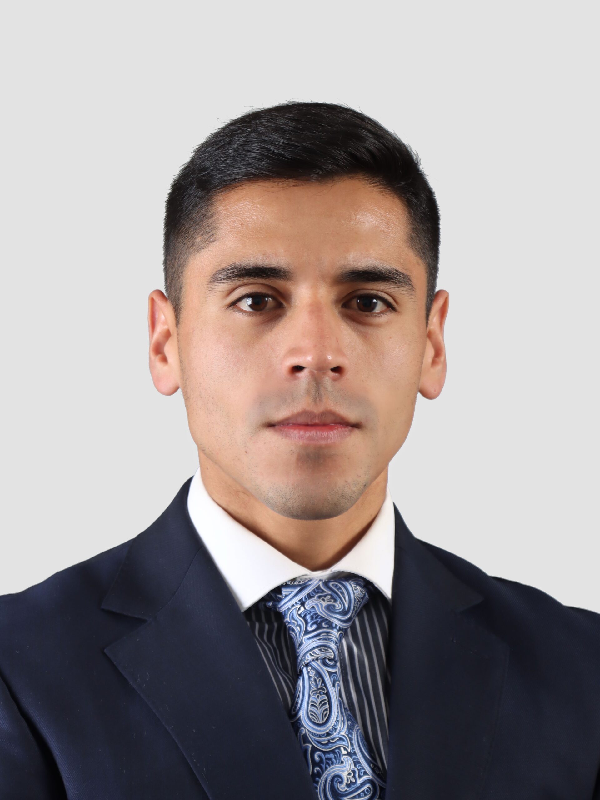 Martín Alejandro Urbano Esparza, Director de Derecho Público — ETHIQ LAW, Quito